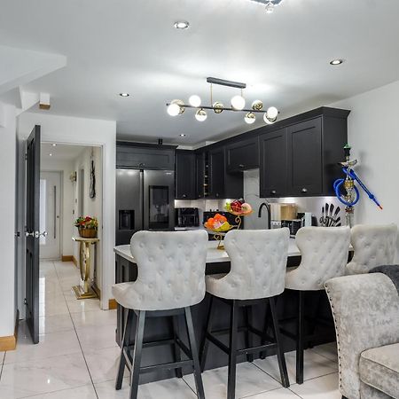 Luxurious 4 Bedroom House 利物浦 外观 照片