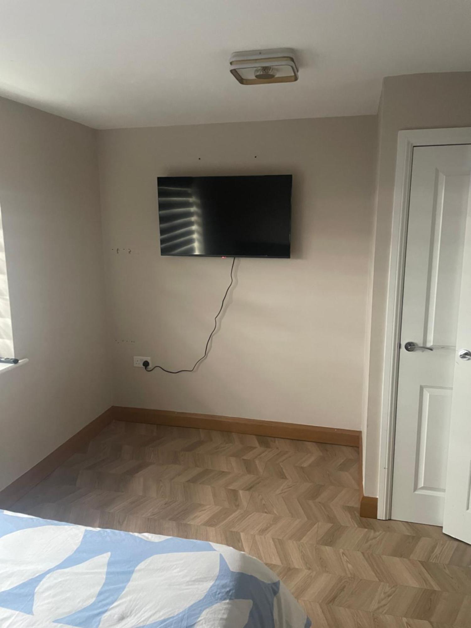 Luxurious 4 Bedroom House 利物浦 外观 照片